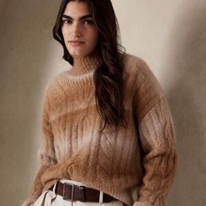 Banana Republic Camel Tan
Ombre Italian Alpaca Mock Neck
Celeste Sweater